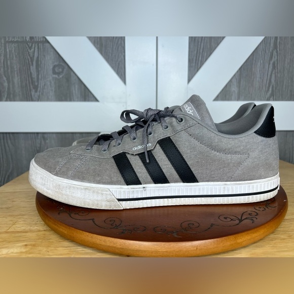 Adidas DAILY 3.0 SHOES Gray size 13 - Picture 6 of 10